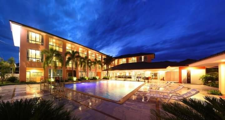 The Victory Hotel Ban Muang Daeng Εξωτερικό φωτογραφία